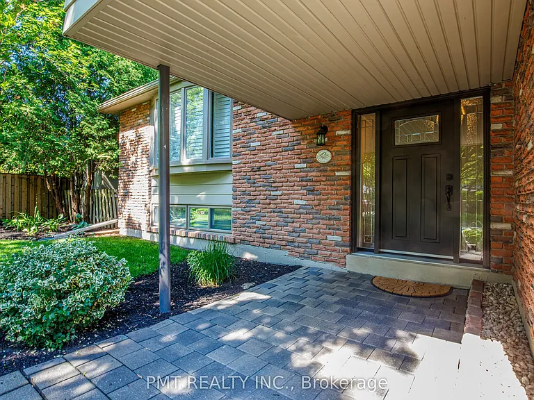 491 Maple Ave — Photo 48