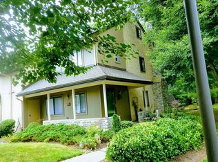 143 Hampshire Dr, Plainsboro, NJ