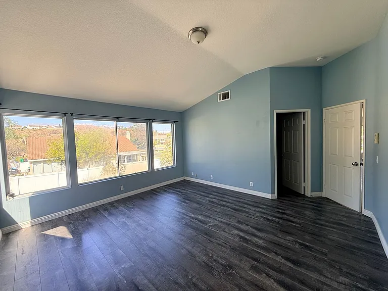 768 Valdosta Cir — Photo 16