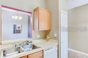 6037 Scotchwood Gln #8 — Photo 7