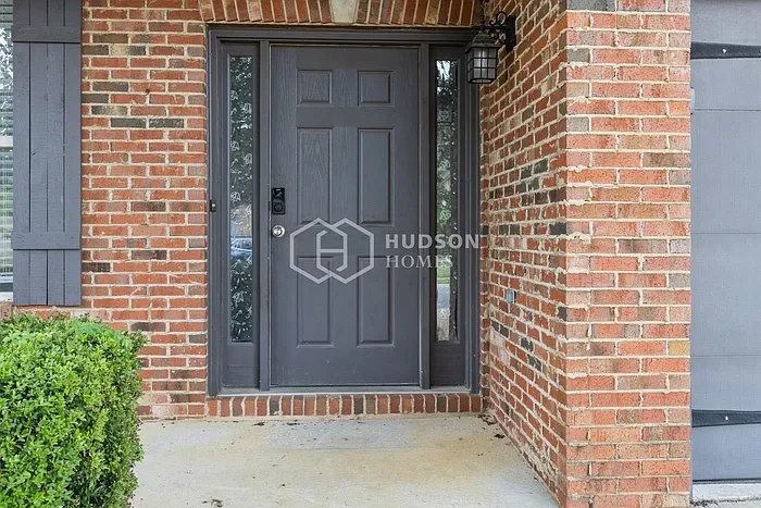 Building Photo - 1135 Avalon Dr
