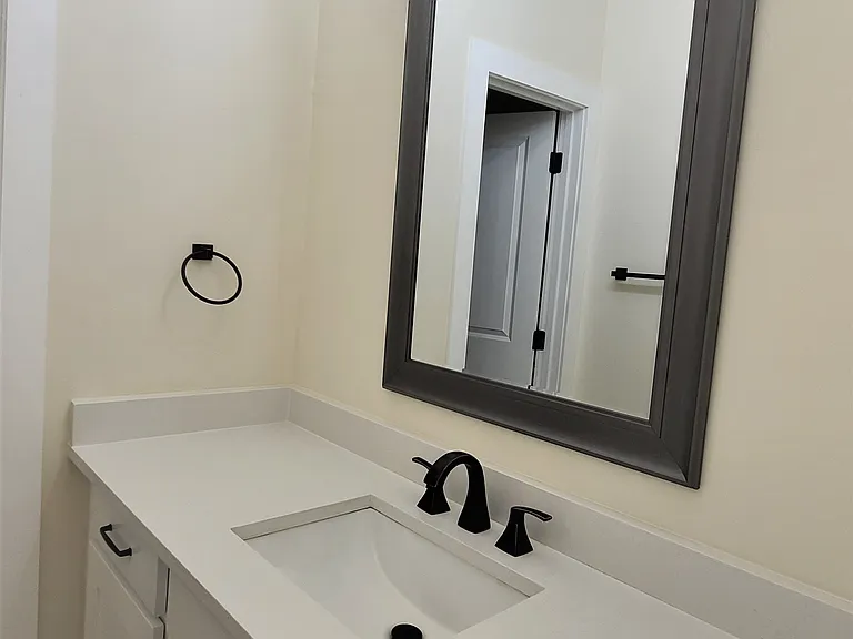 108 Tralee Ct — Photo 24