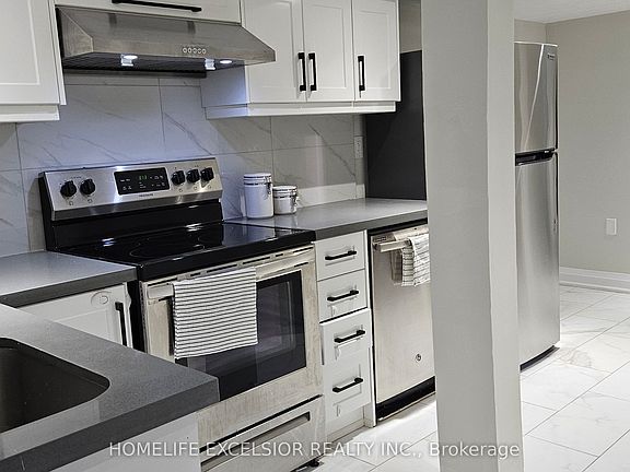 2nd image of 6 Fitzroy Ave #Basement