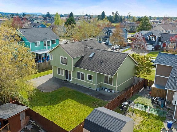 4th image of 530 Hackmann Street