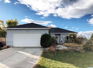 4612 Saguaro Dr, Pasco, WA