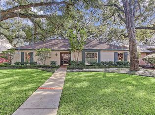6147 Holly Springs Dr, Houston, TX 77057