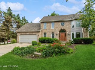 1523 Greenlake Dr, Aurora, IL 60502