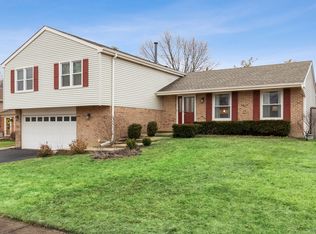 725 Trailside Dr, Lake Zurich, IL
