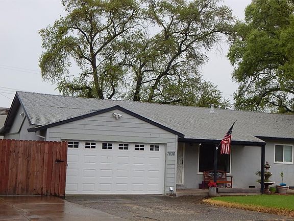 3rd image of 7630 Community Dr