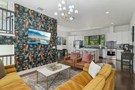 6-web-or-mls-W Grayson St 303-S0907-006