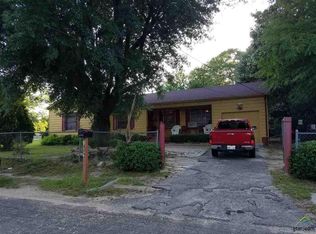 1809 Eubanks St, Longview, TX 75602