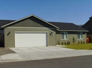 2405 Talon St NE, East Wenatchee, WA 98802