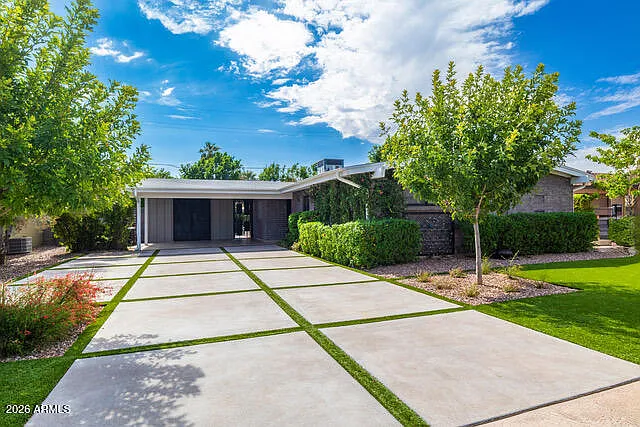 6845 E Earll Dr — Photo 30
