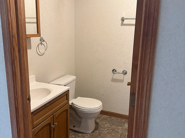 1422 Tower Ave #2 — Photo 3