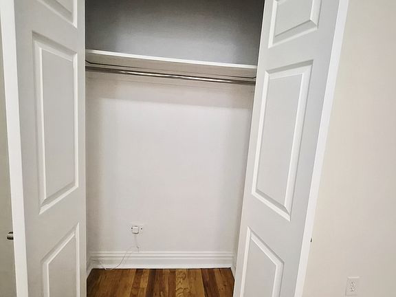 4th image of 349 W 85th St #43