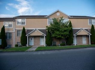 17 Geddes Ter UNIT 6, Waterbury, CT 06708