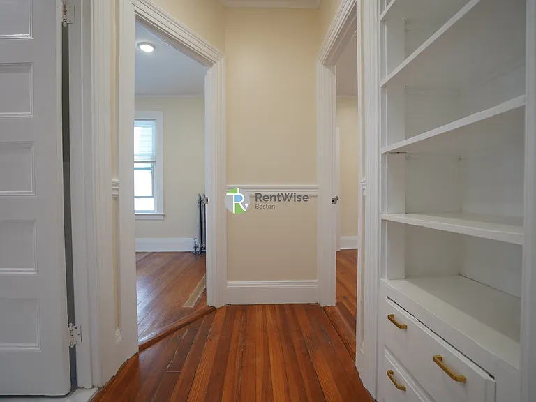 10 Beals St #3 — Photo 11