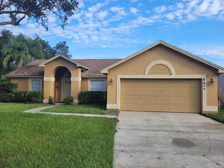 8615 Running Bear Ct — Photo 2