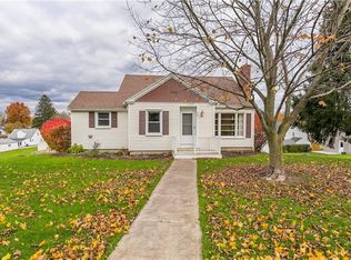 322 Edgett St, Newark, NY 14513