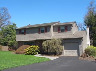 25 Langhorne Rd, Chalfont, PA 18914