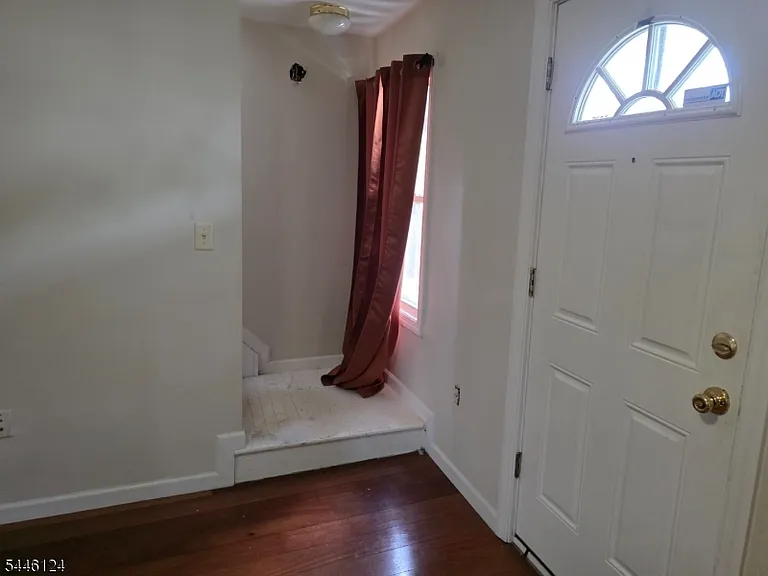 426 Tompkins St #1 — Photo 11