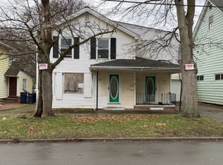 148 Chapel St, Lockport, NY 14094