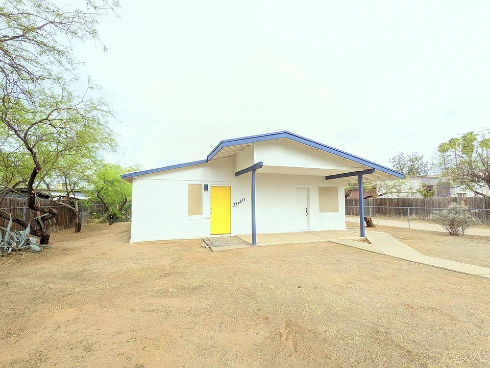 1st image of 2020 N Bell Ave