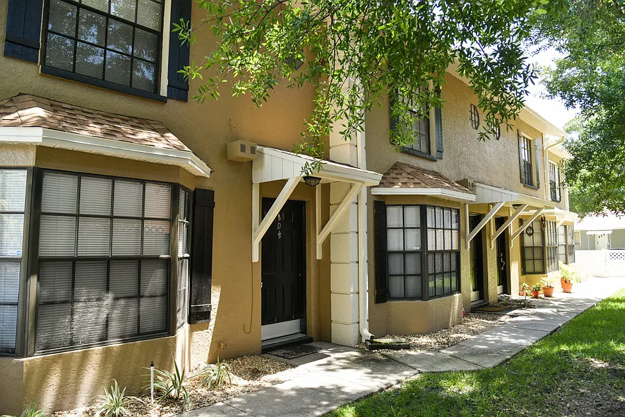 Albany Townhomes — Photo 3