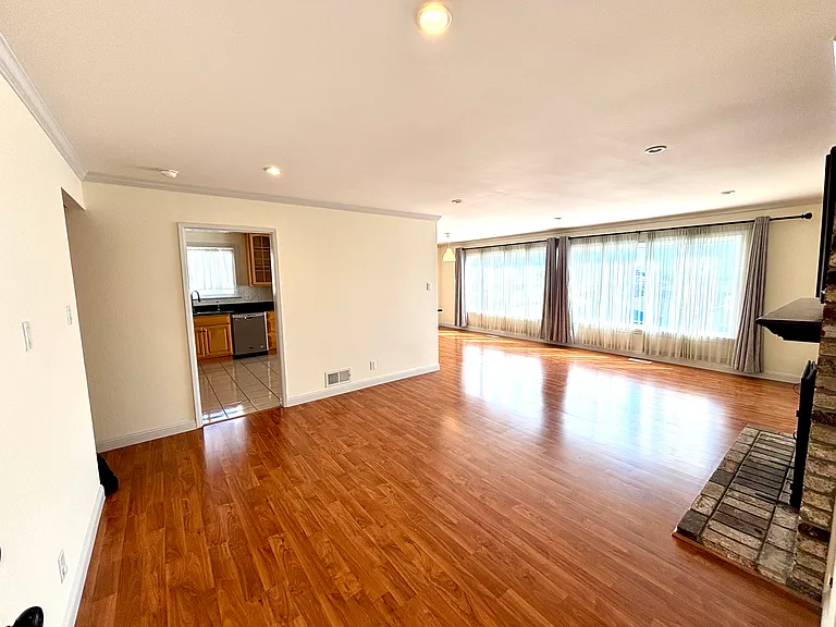 43 Eastridge Cir — Photo 5