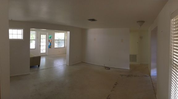 3rd image of 2230 Oleander St