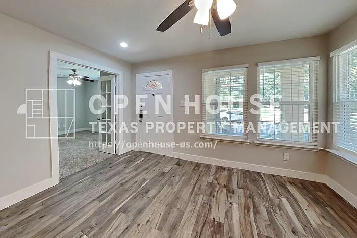 4 bed, 2.0 bath, 1916 sqft, $2,000 — Photo 4