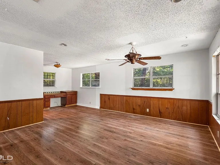 4314 Kristin Dr — Photo 10