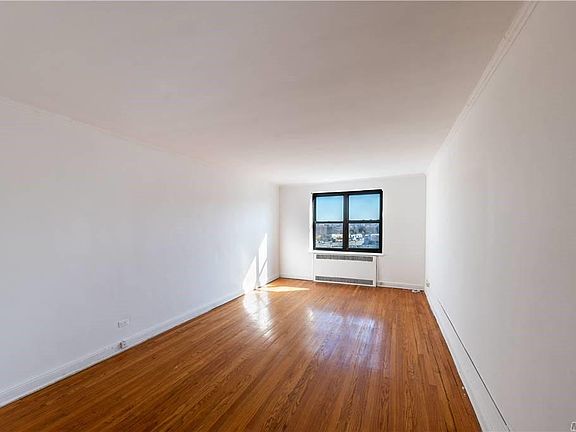 2nd image of 98120 Queens Blvd APT 6E