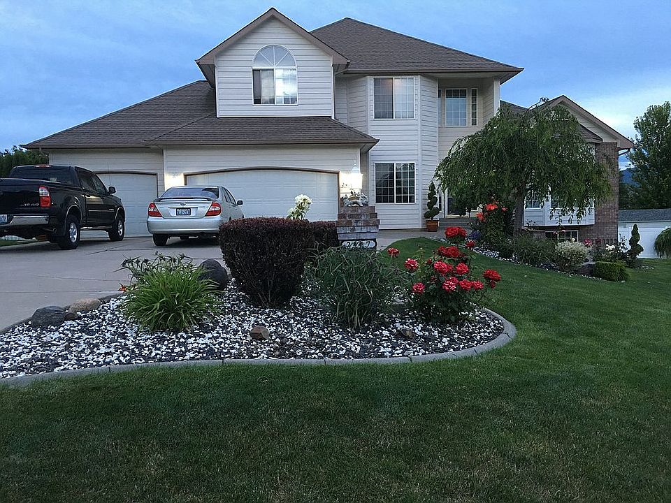 2nd image of 2417 S Sumner Ln