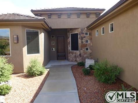 2nd image of 1798 E Leora Dr