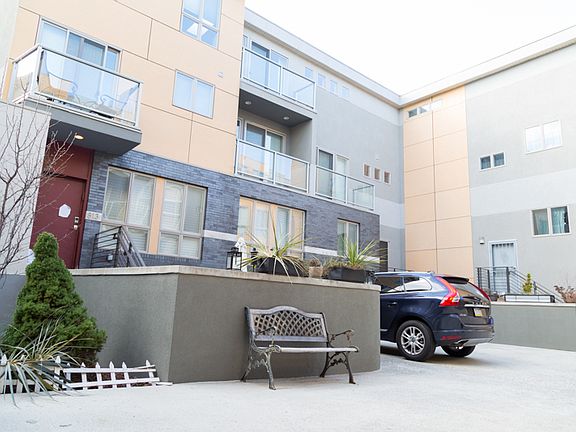 4th image of 813 N Orianna Street #Unit C