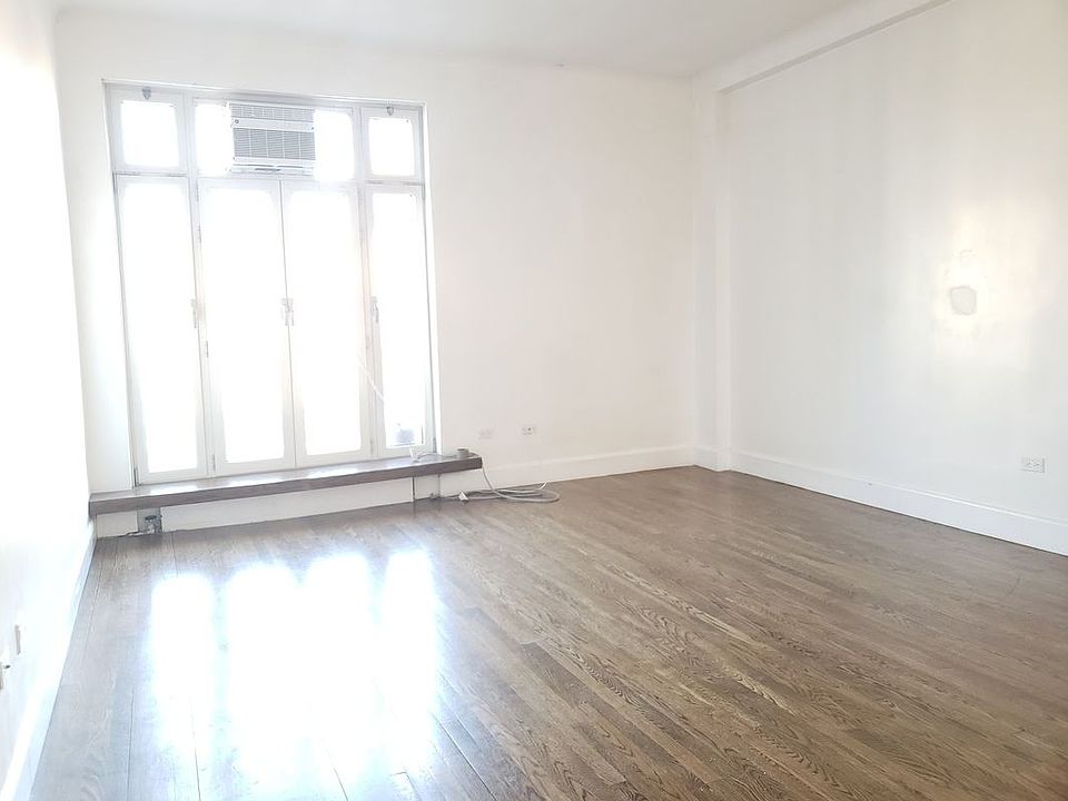 1st image of 510 W 110th St #12B1