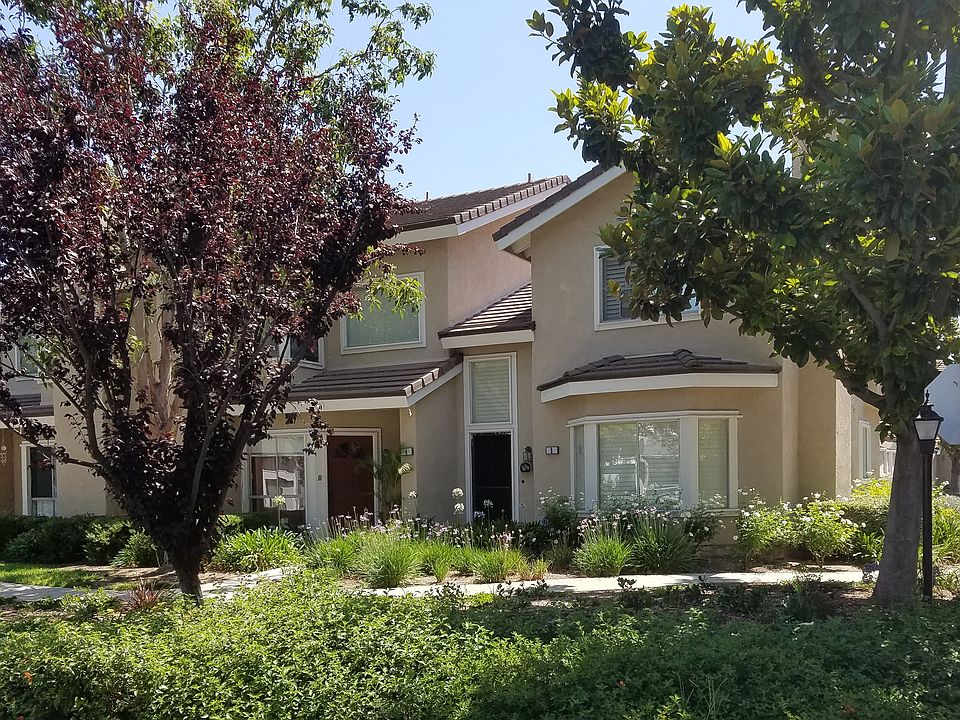 3 Bedroom End-Unit
