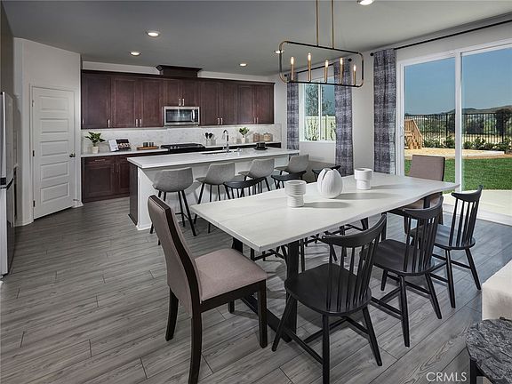 4th image of 35022 Ouimet Way