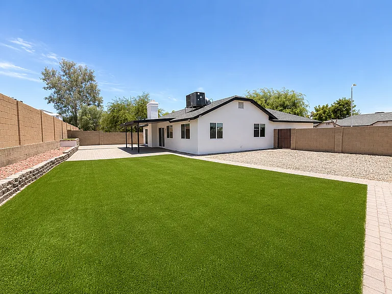 6531 N 83rd Ln — Photo 22