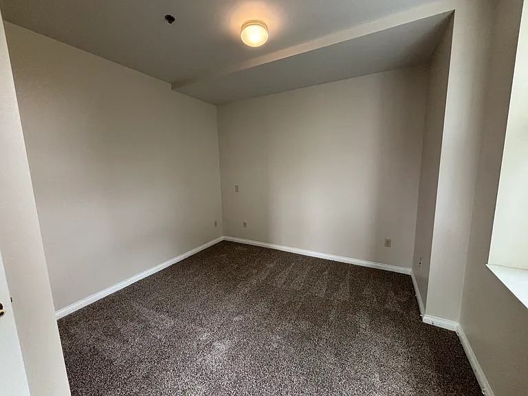 2 BD
