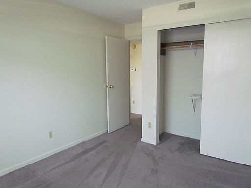 5th image of 240 E Varsity Ln #150