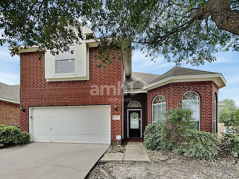 12102 Oxford Trails Dr — Photo 1