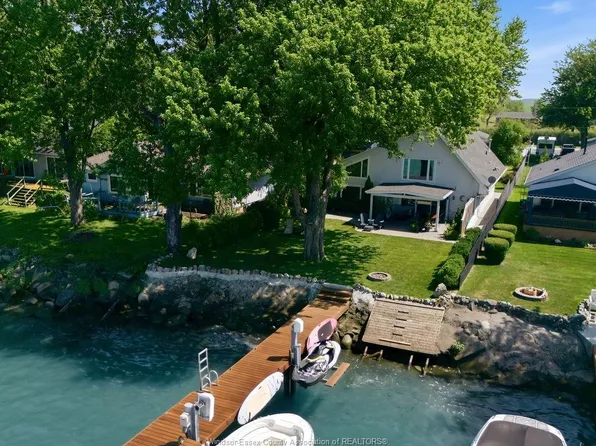 431 Charron Beach Rd, Windsor, ON N8L 1J5