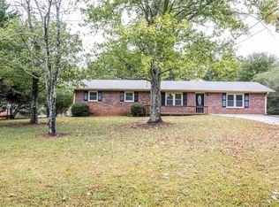 8880 N View Dr, Lithia Springs, GA 30122