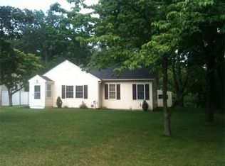 93 Stuart St, Springfield, MA 01119