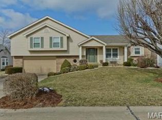324 Clarkson Park Dr, Saint Charles, MO 63303