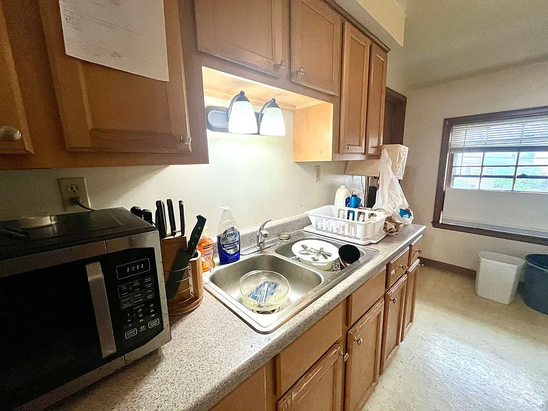 4320 N Wilson Dr — Photo 10