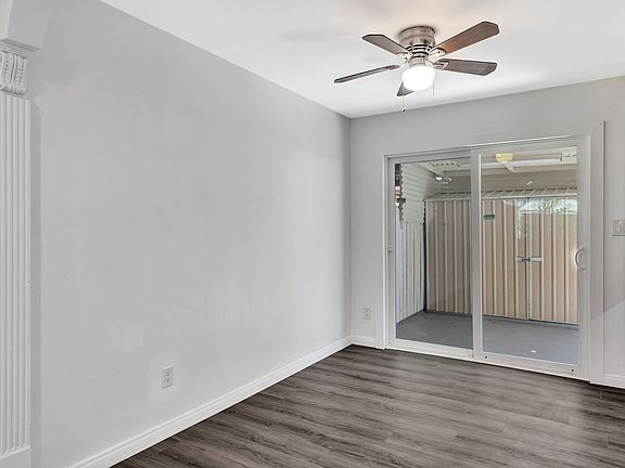 5th image of 17053 Roscoe Blvd Unit 3