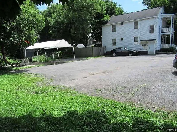 1541-1543 Saint Vincent St, Utica, NY 13501